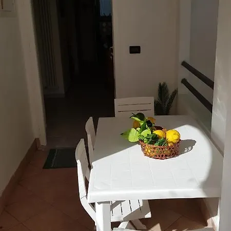 Casa Da Tonino * 이스키아